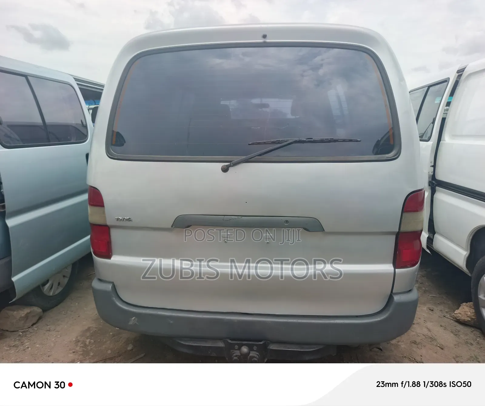 Toyota HiAce 2004 Silver