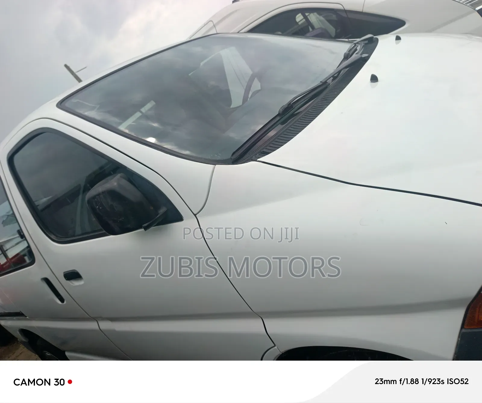 Toyota HiAce 2004 White