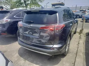 Toyota RAV4 2018 Gray