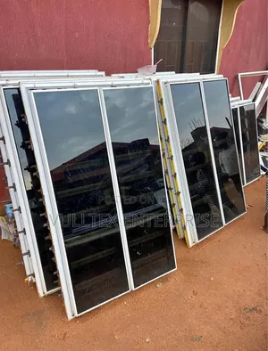 White Aluminum Profile Frameless Window