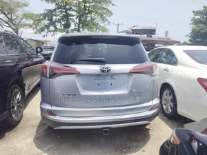 Toyota RAV4 2018 Silver