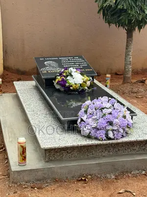 Quality Marble Tomb