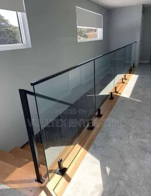 B Balcony/Staircase Glass Rail