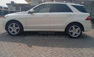 Mercedes-Benz M Class ML350 4MATIC 4dr SUV AWD (3.5L 6cyl 7A) 2015