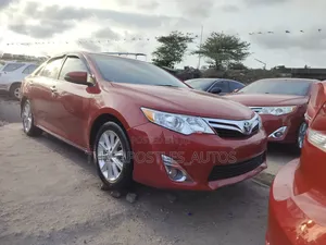 Toyota Camry 2014 Red