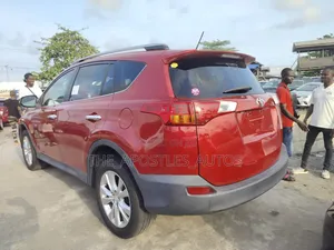 Toyota RAV4 2014 Red