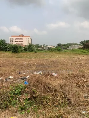 761sqm Corner Piece Bareland for Sale