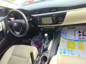 Toyota Corolla 2016 Red