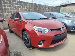 Toyota Corolla 2016 Red