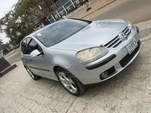 Photo - Volkswagen Golf 2007 Silver