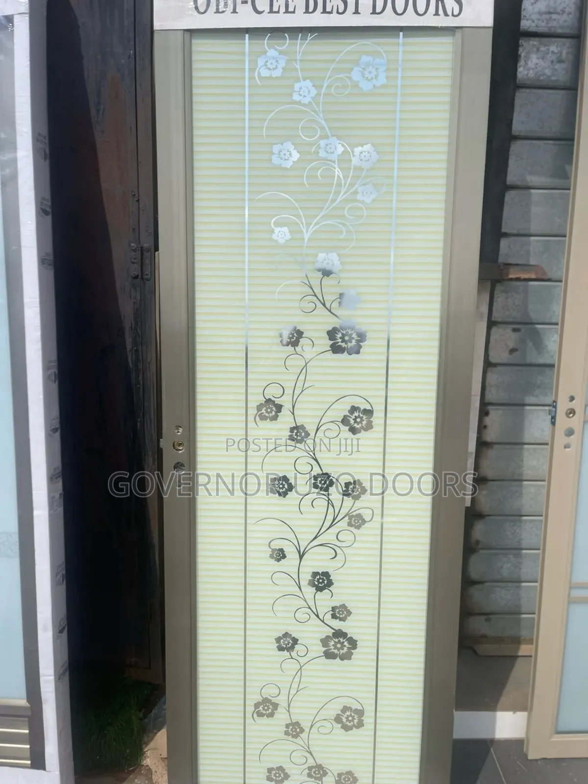 Toilet Doors