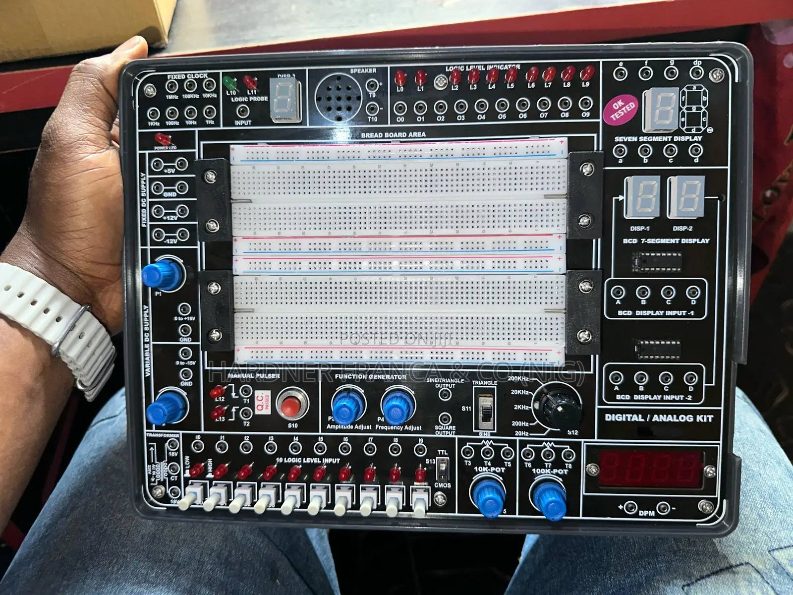 Digital and Analog Trainer