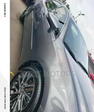 Lexus ES 2016 Gray