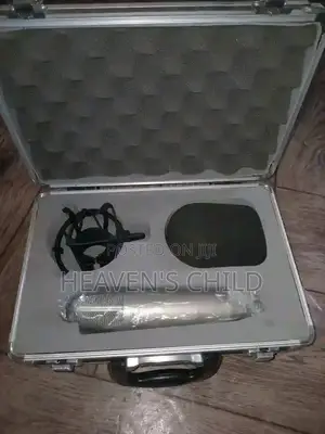 Photo - B2 Pro Microphone.