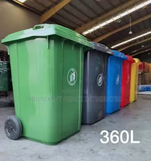 Rubbish Bin 240 Litres.