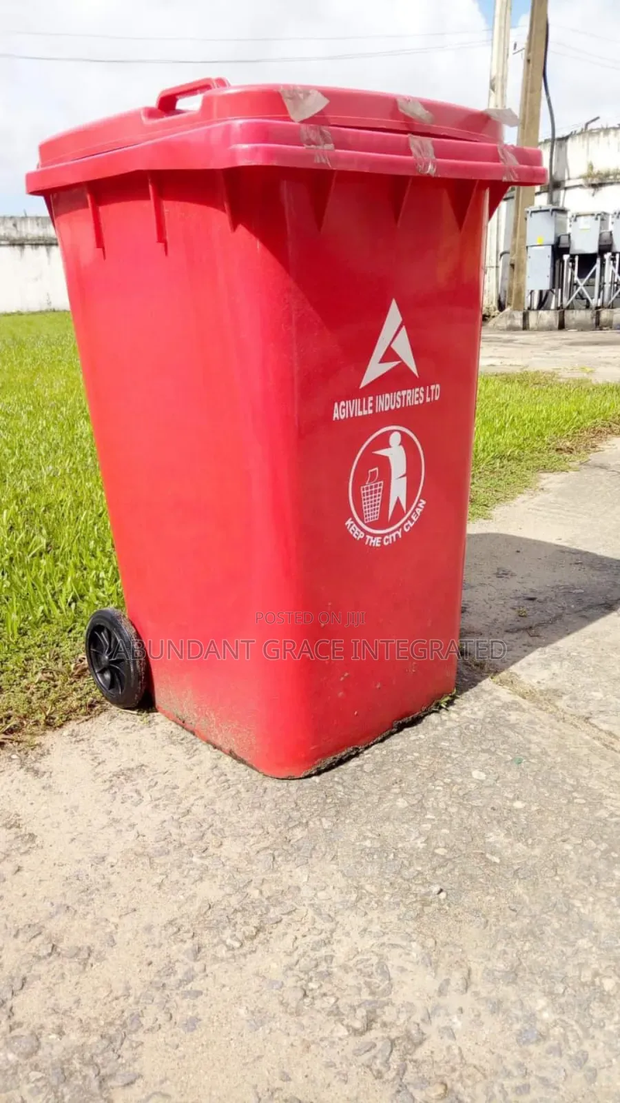 240 Litres Litter Bin Red.