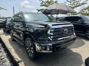 Toyota Sequoia 2015 Black