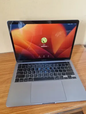 Laptop Apple MacBook 2020 16GB Intel Core i7 SSD 512GB