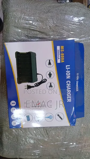 8 Slot 18650 Charger Independent Charger 3.7v Li-Ion Battery