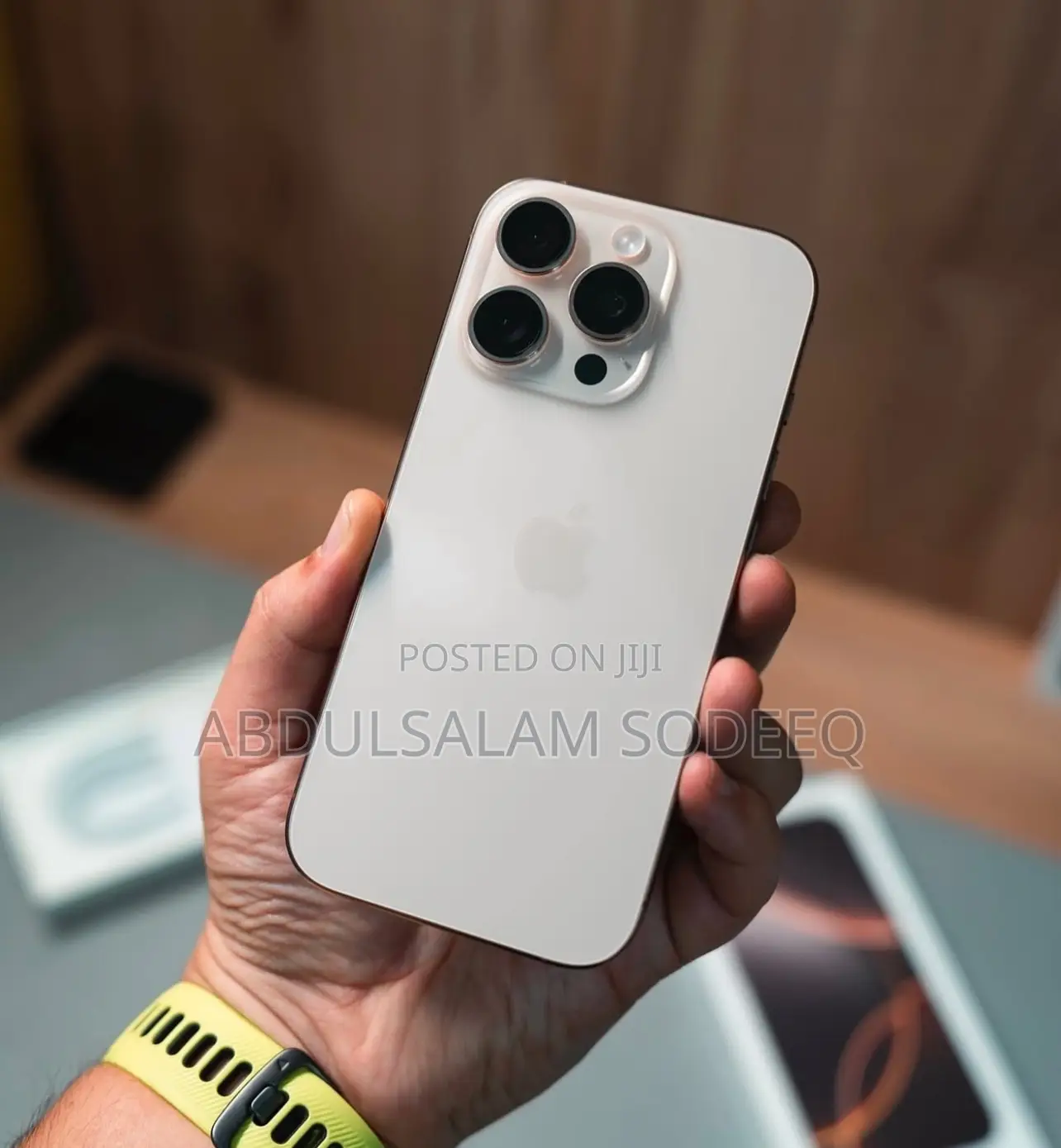 Apple iPhone 16 Pro 128 GB Gold