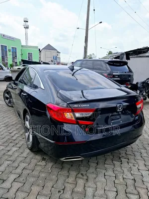 Honda Accord EX-L (2.0L 4cyl Turbo 10A) 2019 Black