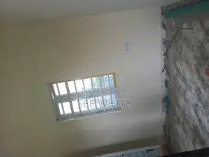 3bdrm Block of Flats in Satellite Town for rent