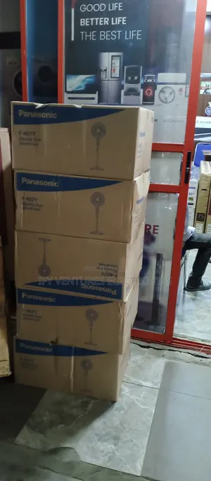 407y Original Panasonic Standing Fan, White Color.