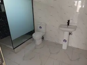 4bdrm Townhouse / Terrace in Guzape District for rent