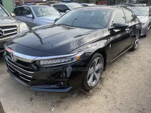 Honda Accord Touring 2.0T 2018 Black