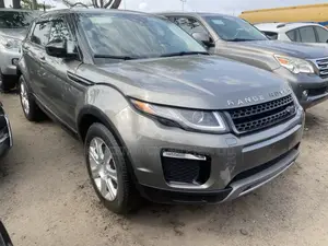 Land Rover Range Rover Evoque HSE 4x4 5-Door 2017 Gray