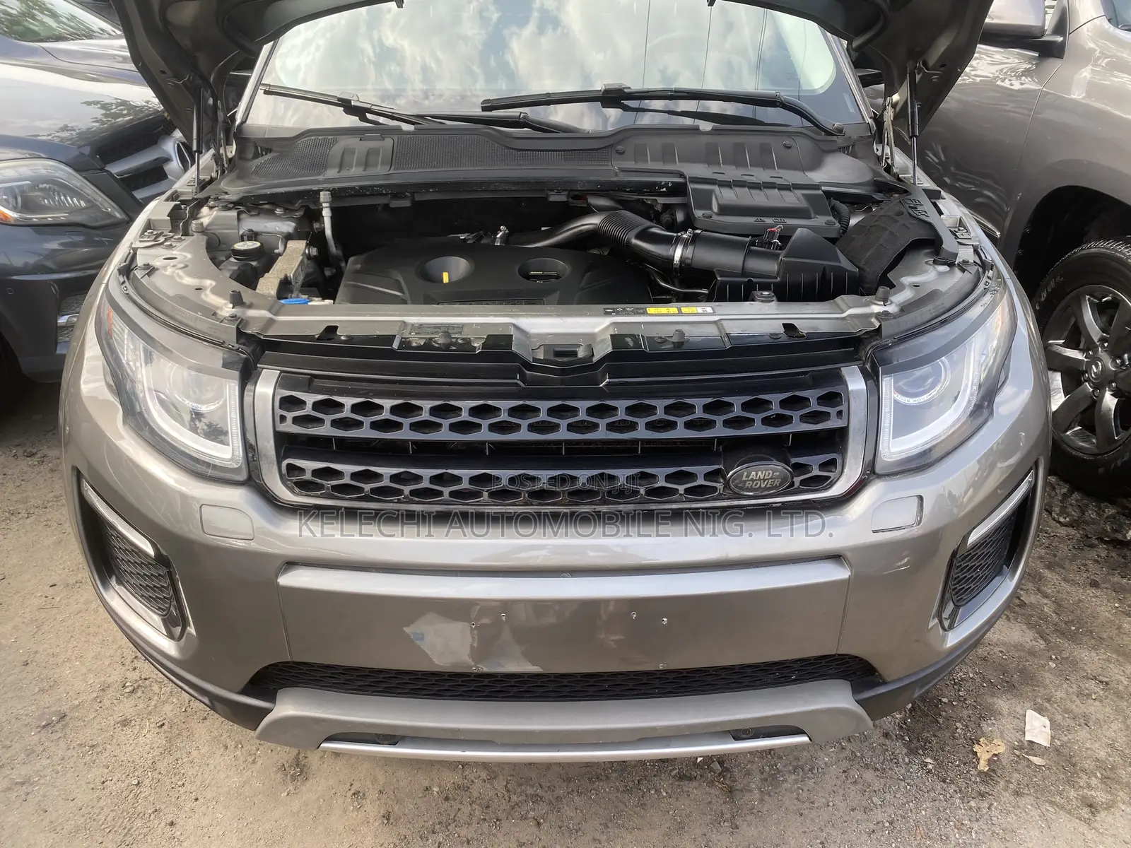 Land Rover Range Rover Evoque HSE 4x4 5-Door 2017 Gray