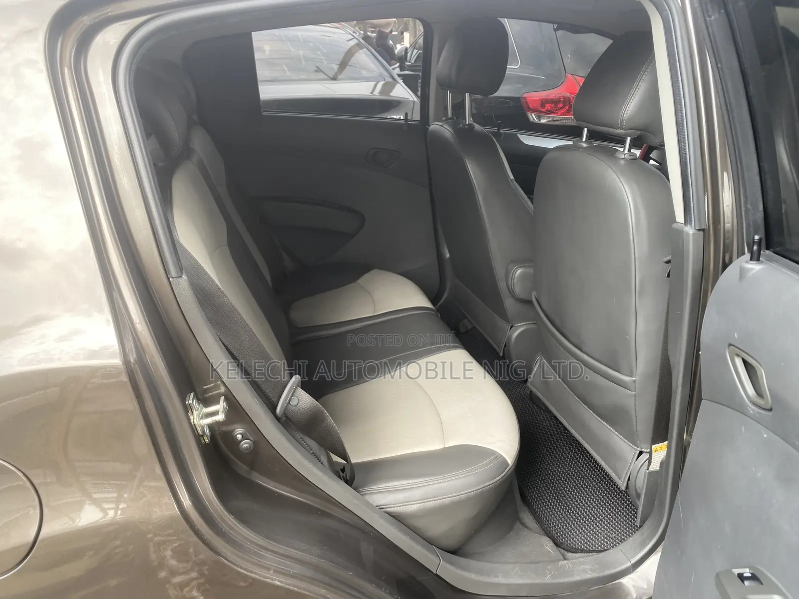 Chevrolet Spark LT 2012 Brown