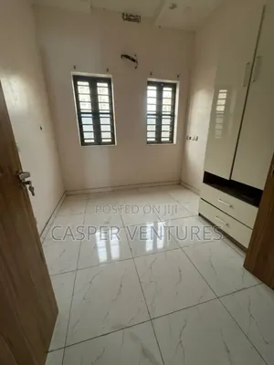 Photo - 1bdrm Shared Apartment in Ikota Villa for rent