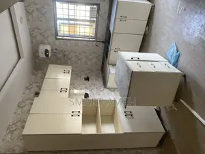 2bdrm Block of Flats in Crown Estate, Dawaki for rent