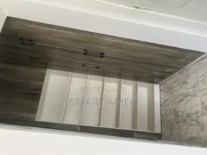 2bdrm Block of Flats in Crown Estate, Dawaki for rent