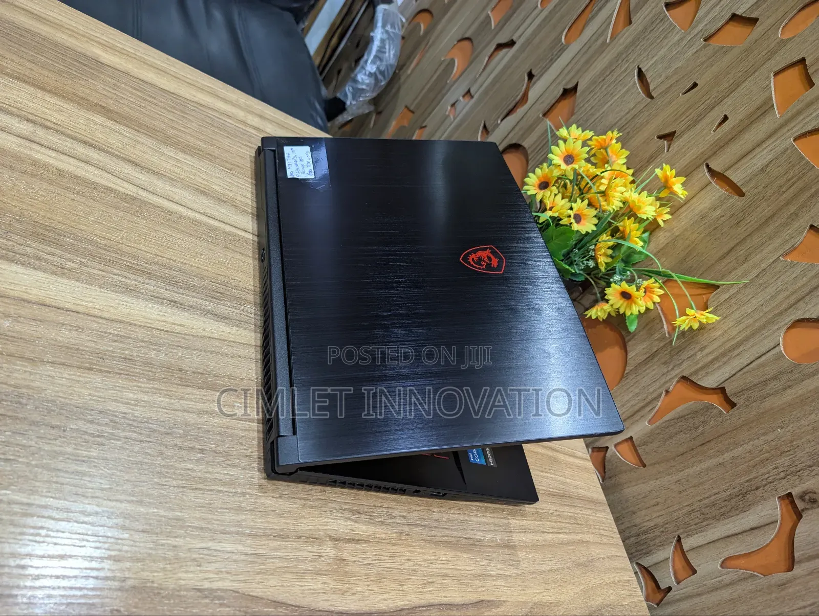Laptop MSI GF65 Thin 10UE 8GB Intel Core I5 SSD 512GB