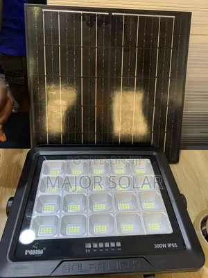 Iwin Flood Light
