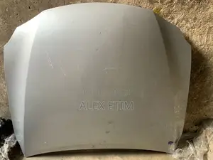 Bonnet Is250 08/012 Available as Seen