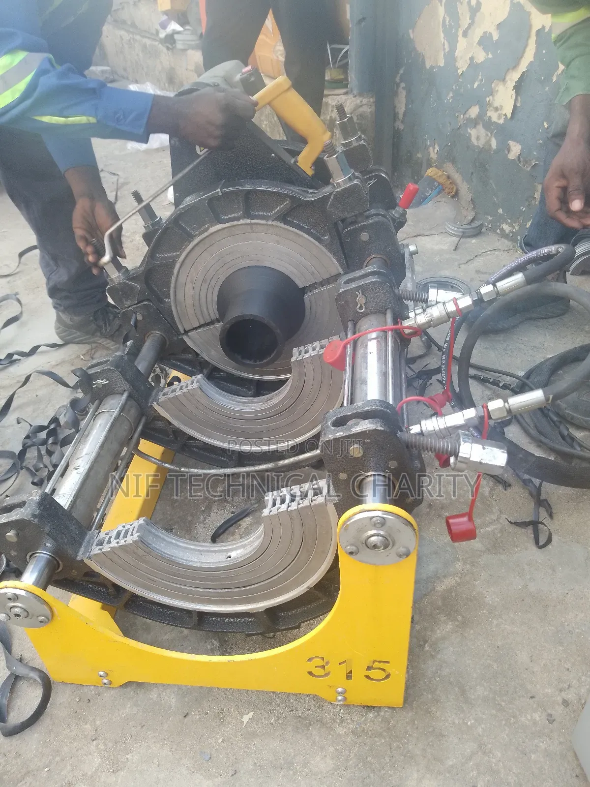 Joining 160mm Electro Fusion Tee