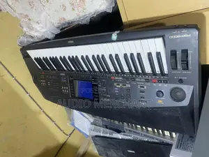 Yamaha PSR 8000 Keyboard