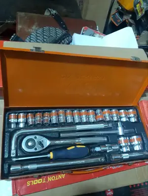 25pcs Socket Wrench Set