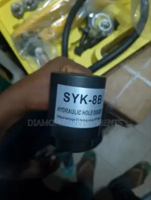 Hydraulic Hole Punch