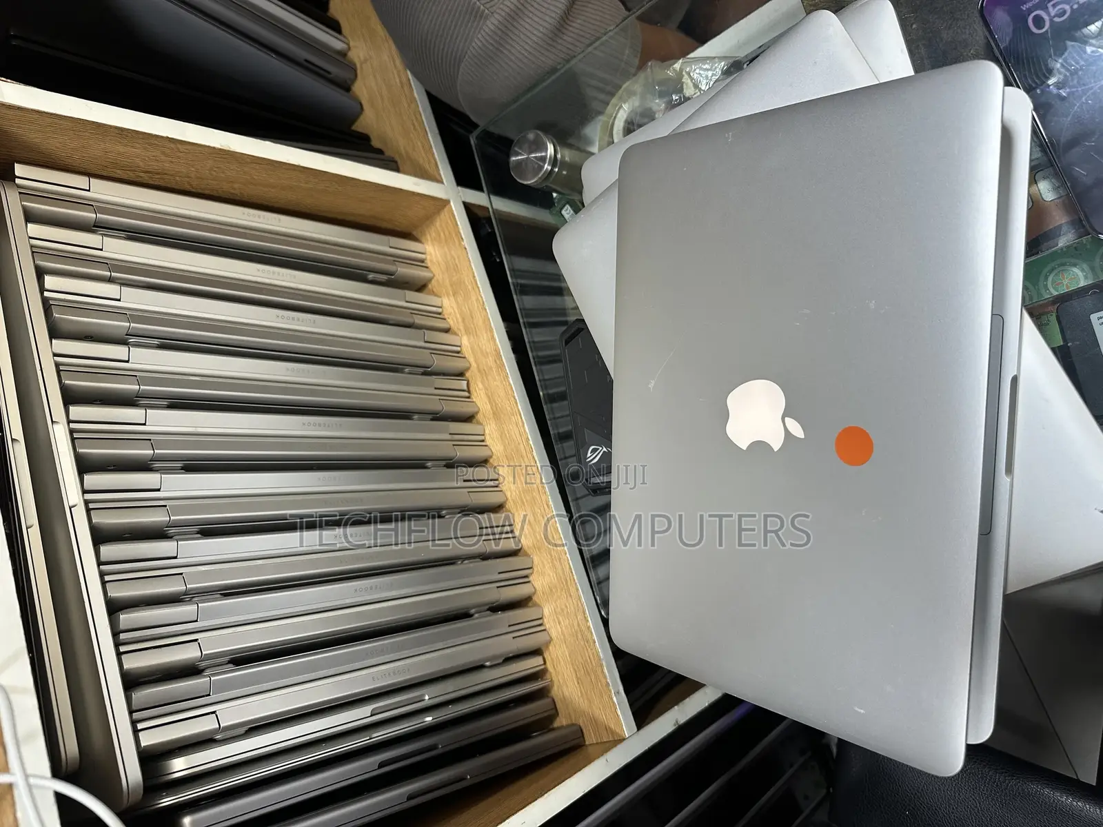 Laptop Apple MacBook Pro 2015 8GB Intel Core I5 SSD 256GB