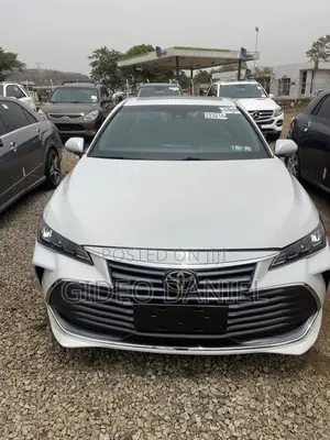 Toyota Avalon Limited 2020 White