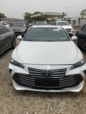 Toyota Avalon Limited 2020 White