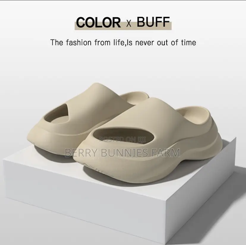 Crocs Comfy Slide Shoe