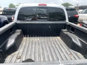 Toyota Tacoma Access Cab Automatic 2009 Silver