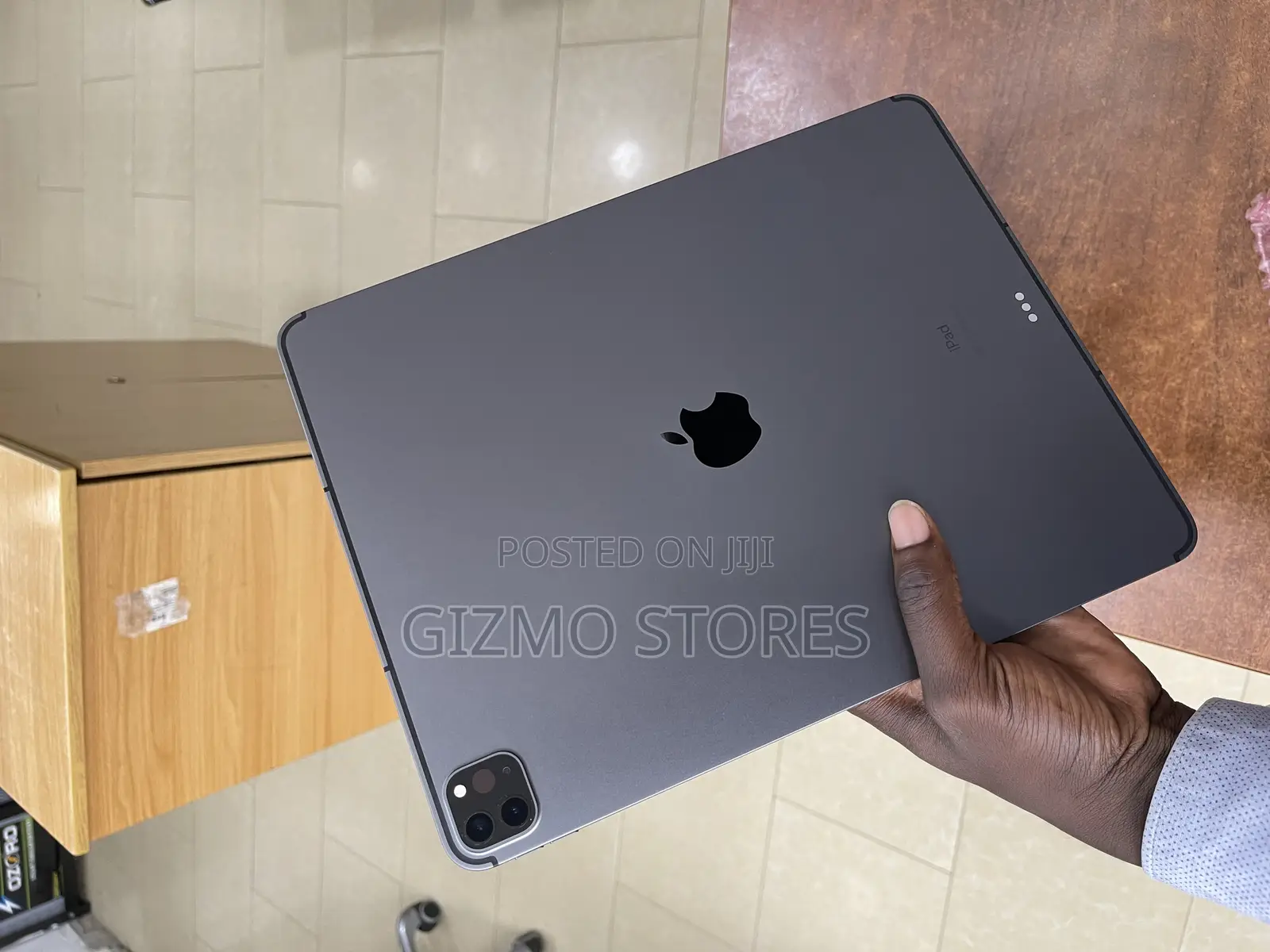 Apple iPad Pro 12.9 (2021) 128 GB Gray