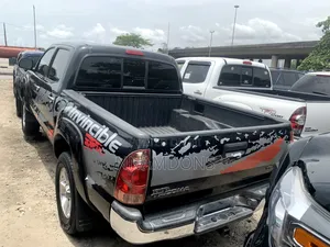 Toyota Tacoma 2010 Black