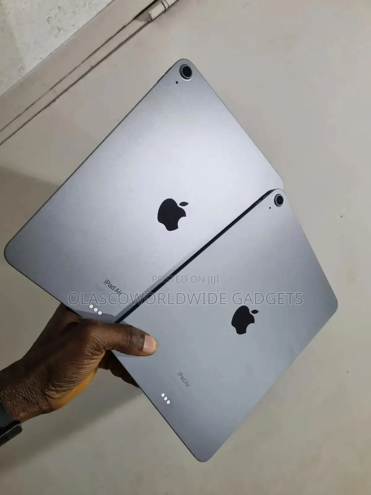 New Apple iPad Air (2022) 64 GB Gray